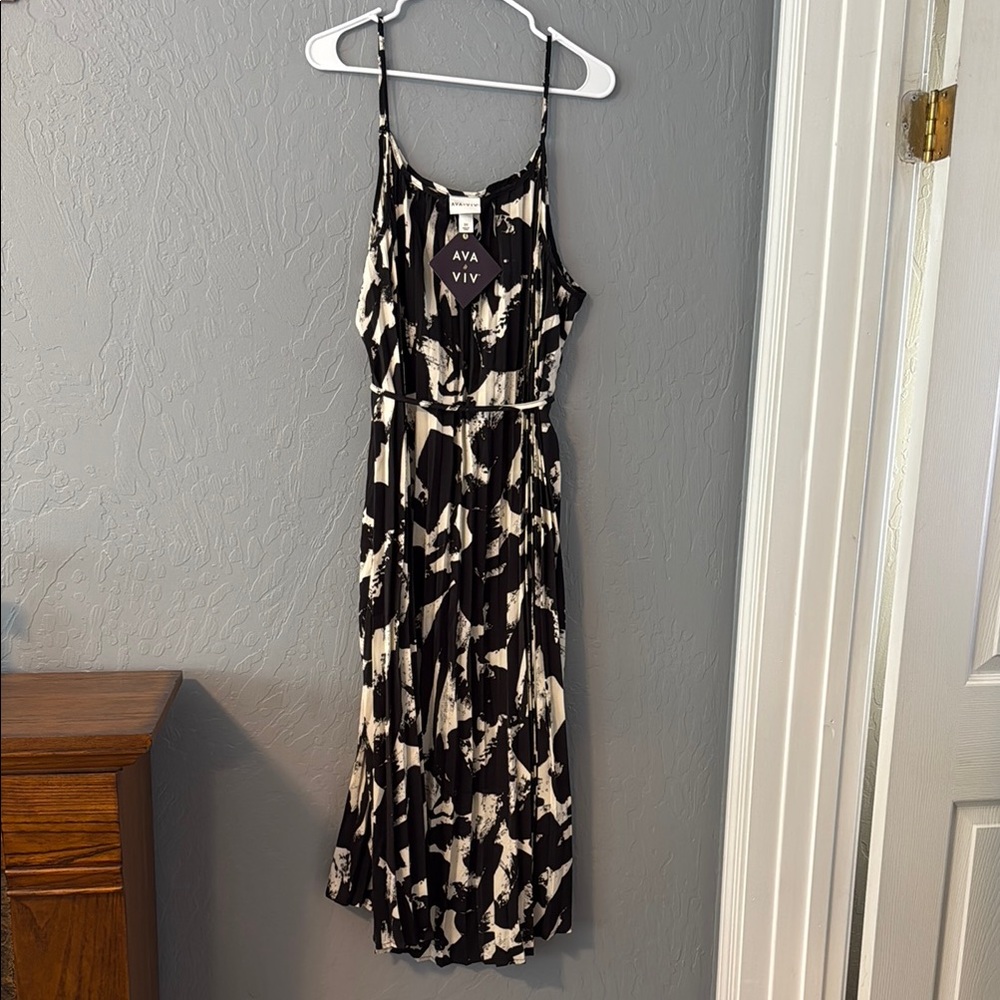 Ava & Viv Black and White Maxi Sundress